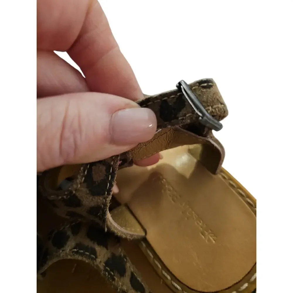 Freshly Picked Leopard Newport Clog sandals toddler sz 6 girls shoes